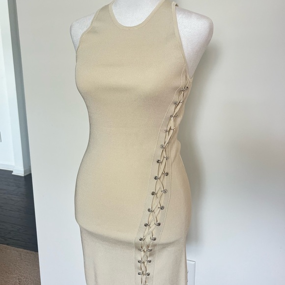 Case dress by Auteur - Picture 7 of 10